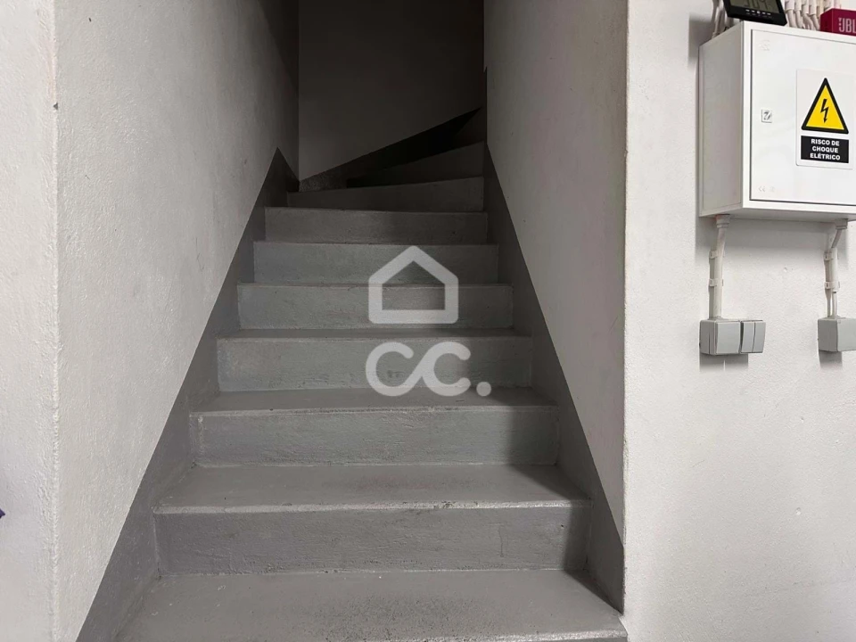 Negócio para Arrendamento em Santa Maria Maior Foto 12