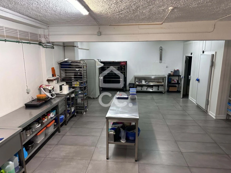 Negócio para Arrendamento em Santa Maria Maior Foto 4