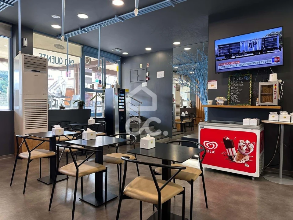 Negócio para Arrendamento em Santa Maria Maior Foto 1