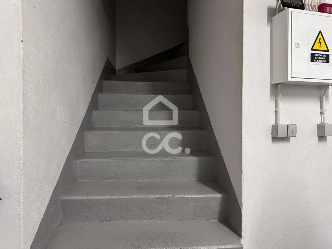 Negócio para Arrendamento em Santa Maria Maior Foto 12