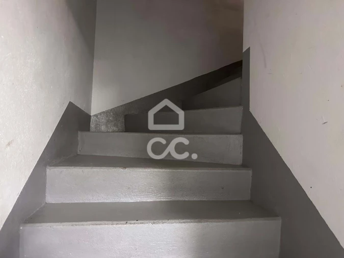 Negócio para Arrendamento em Santa Maria Maior Foto 11