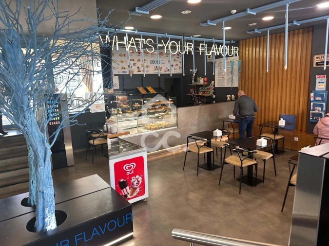 Negócio para Arrendamento em Santa Maria Maior Foto 10