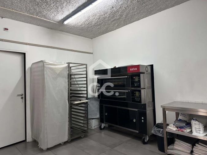 Negócio para Arrendamento em Santa Maria Maior Foto 5