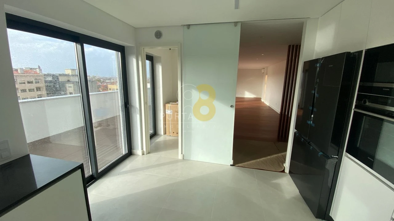 Apartamento T4 para Arrendamento em Matosinhos e Leça da Palmeira Foto 11