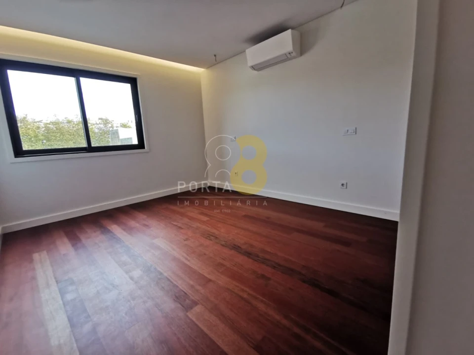 Apartamento T4 para Arrendamento em Matosinhos e Leça da Palmeira Foto 20
