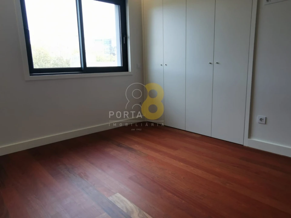 Apartamento T4 para Arrendamento em Matosinhos e Leça da Palmeira Foto 23