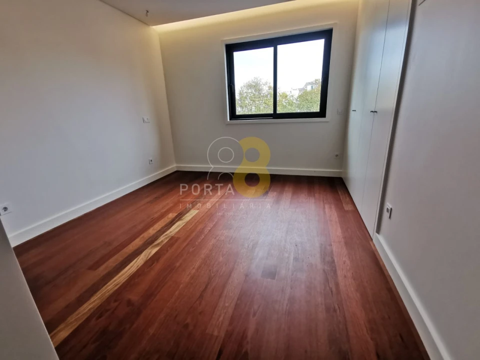 Apartamento T4 para Arrendamento em Matosinhos e Leça da Palmeira Foto 26