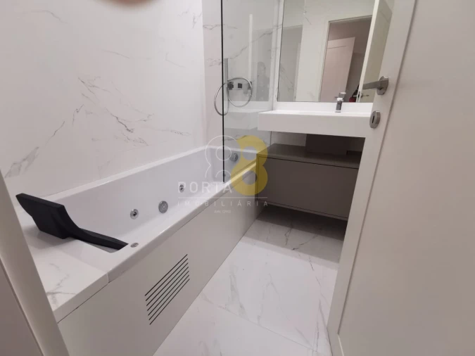 Apartamento T4 para Arrendamento em Matosinhos e Leça da Palmeira Foto 7