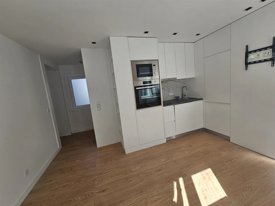 Apartamento T1 para Venda em Cedofeita, Santo Ildefonso, Sé, Miragaia, São Nicolau e Vitória Foto 15