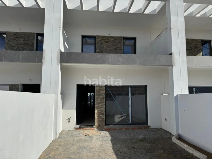 Moradia T2 para Venda em Longueira/Almograve Foto 14