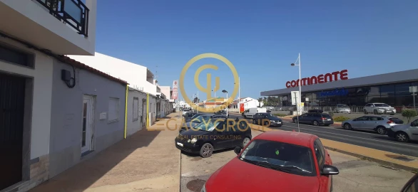 Moradia T3 para Venda em Vila Real de Santo Antonio