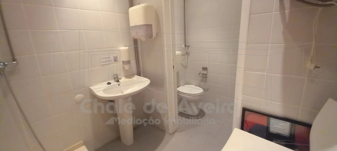 Negócio para Venda em Recardães e Espinhel Foto 21