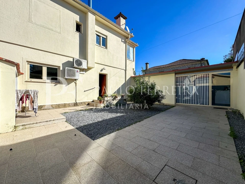 Moradia T4 para Venda em Vale (São Cosme), Telhado e Portela Foto 21