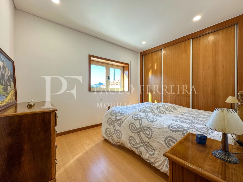 Moradia T4 para Venda em Vale (São Cosme), Telhado e Portela Foto 35