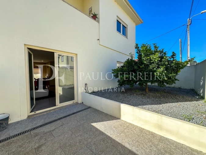 Moradia T4 para Venda em Vale (São Cosme), Telhado e Portela Foto 32