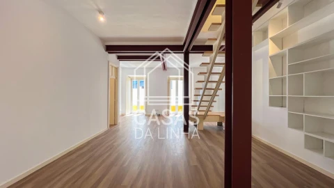 Apartamento T3 para Arrendamento em Alcantara