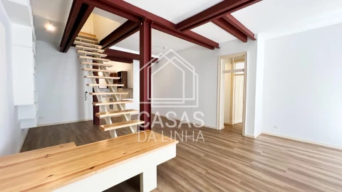 Apartamento T3 para Arrendamento em Alcantara