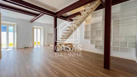 Apartamento T3 para Arrendamento em Alcantara