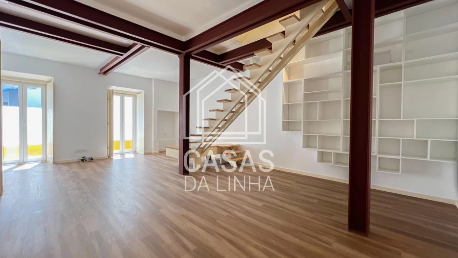 Apartamento T3 para Arrendamento em Alcantara