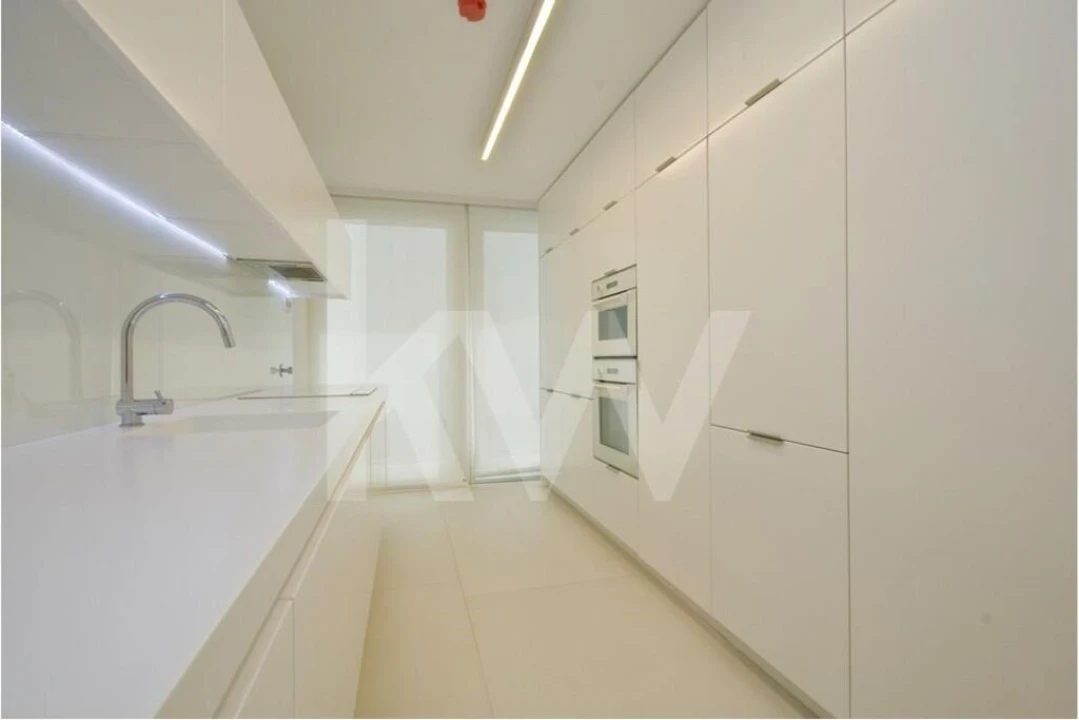 Apartamento T4 para Venda em Estrela Foto 6
