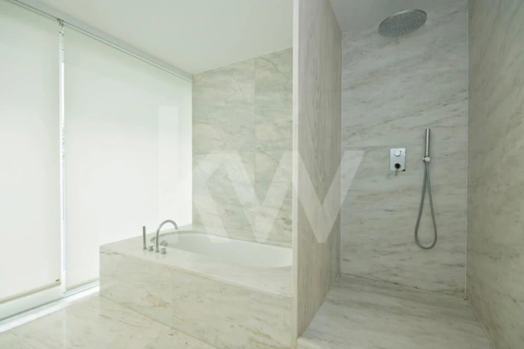 Apartamento T4 para Venda em Estrela Foto 9