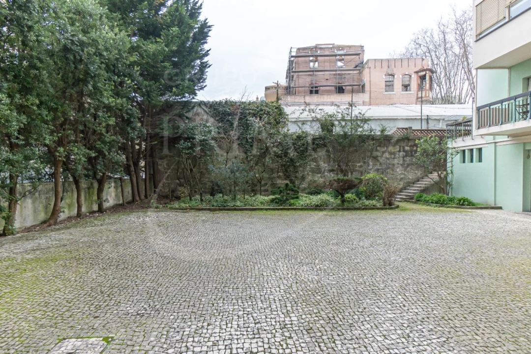 Garagem para Venda em Aldoar, Foz do Douro e Nevogilde Foto 6