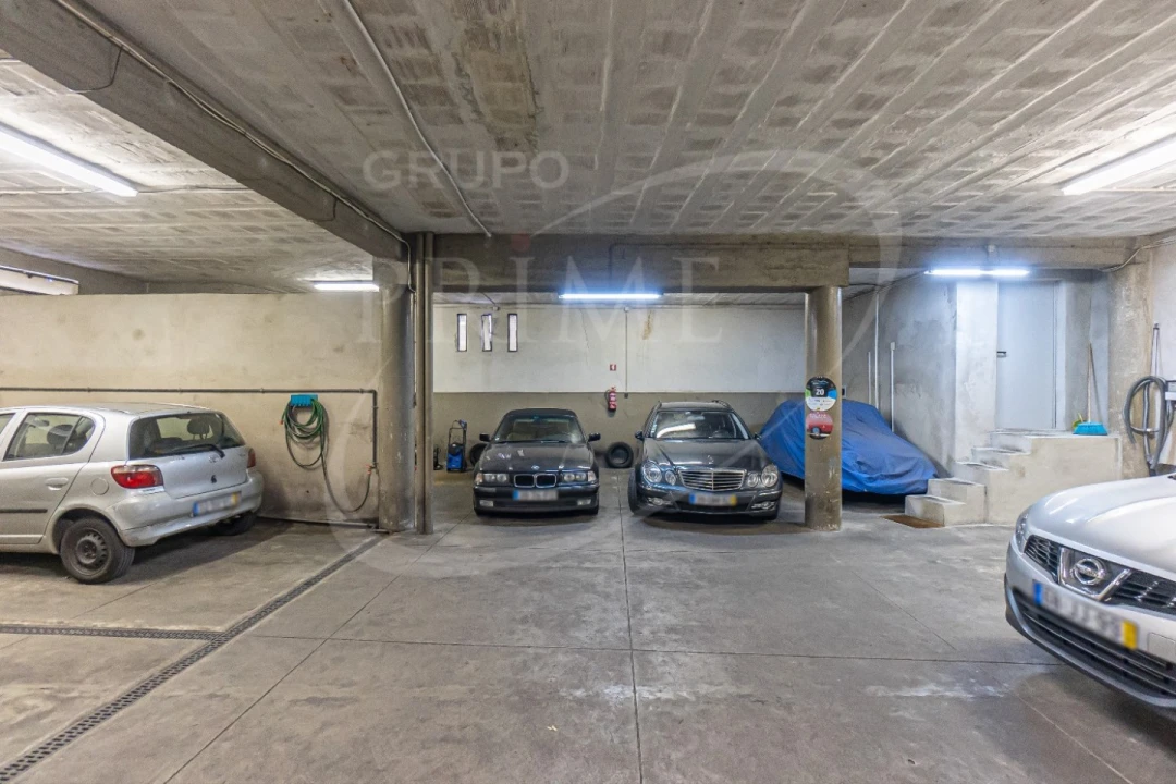 Garagem para Venda em Aldoar, Foz do Douro e Nevogilde Foto 15