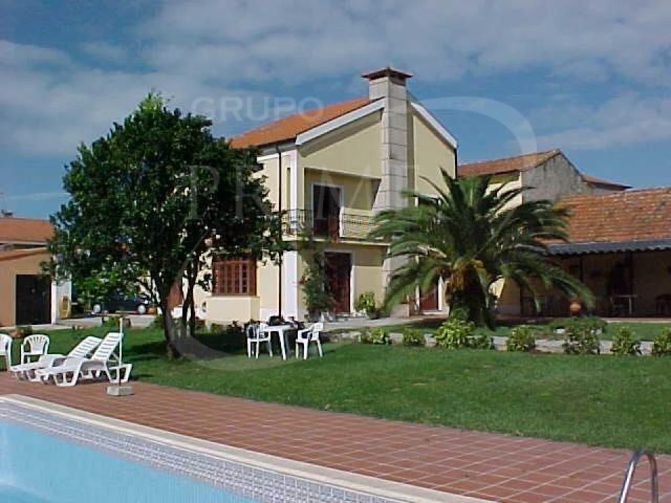 Quinta T5 para Venda em Arvore Foto 1