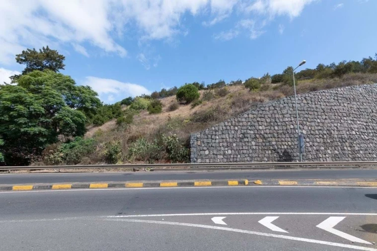 Terreno para Venda em Caniço Foto 3