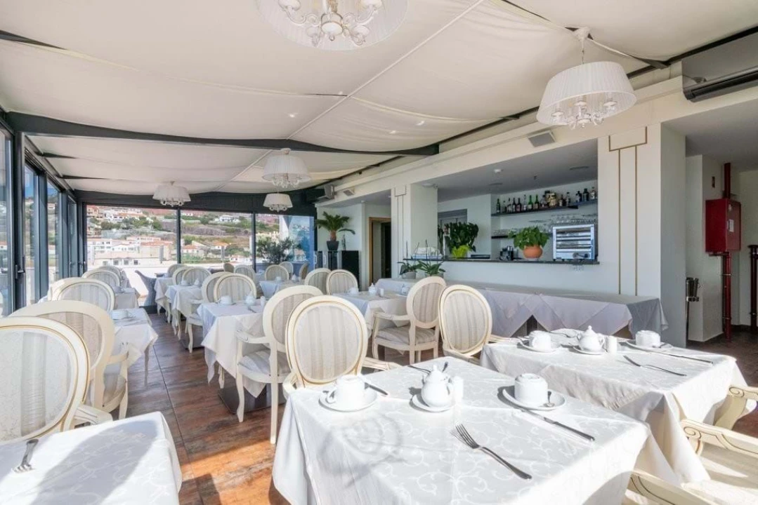 Prédio para Venda em Santa Cruz Foto 18