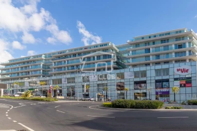 Apartamento T3 para Venda em Funchal (Se)
