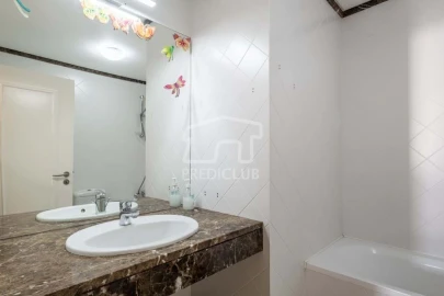 Apartamento T4 para Venda em São Martinho