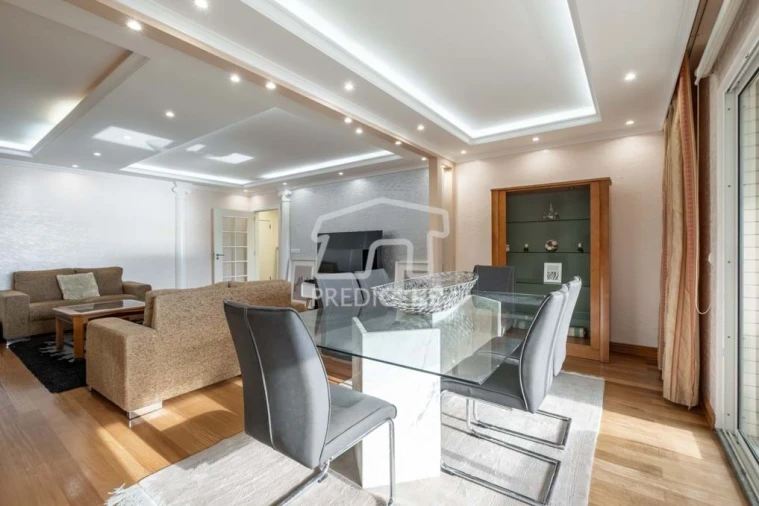 Apartamento T4 para Venda em São Martinho Foto 17
