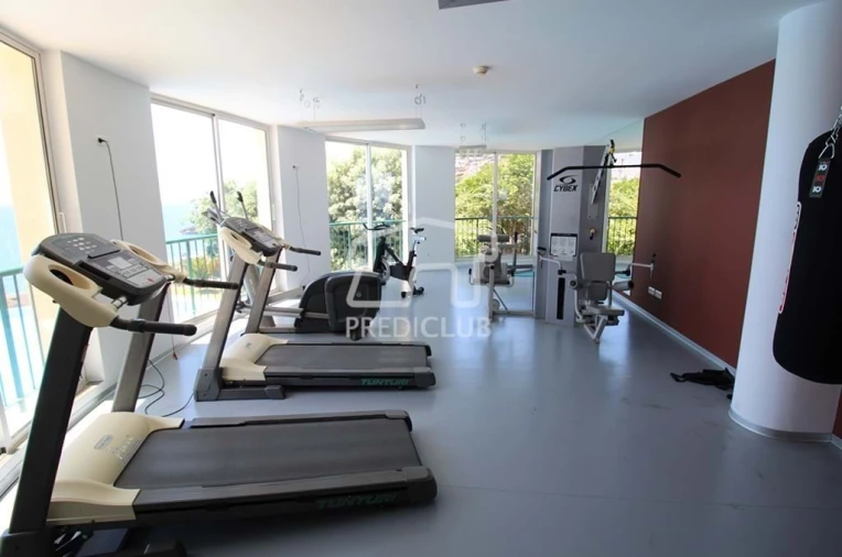 Apartamento T4 para Venda em São Martinho Foto 12