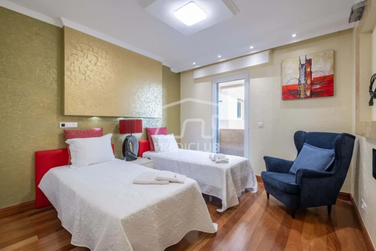 Apartamento T4 para Venda em São Martinho Foto 13
