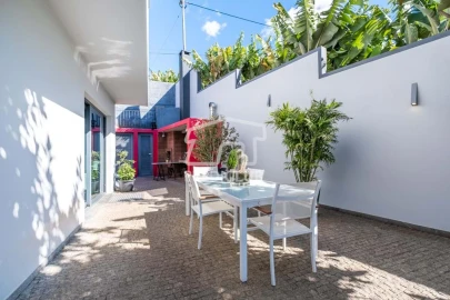 Moradia T4 para Venda em São Martinho