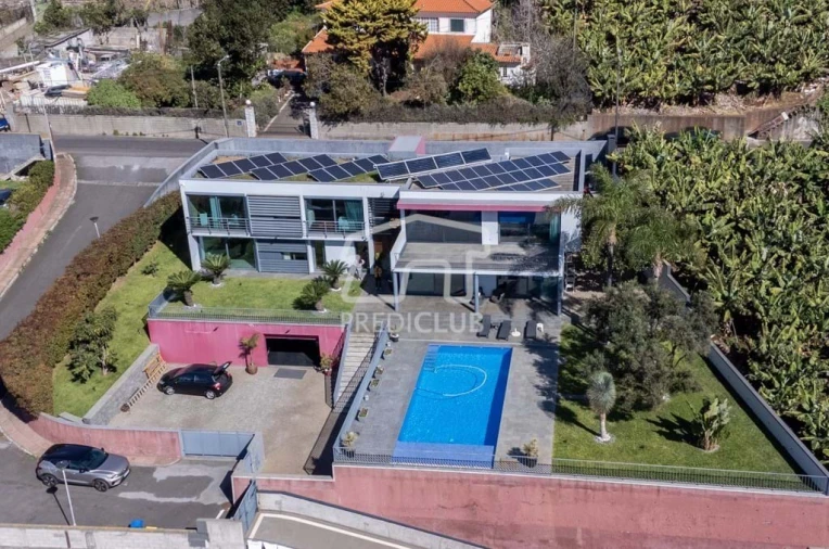 Moradia T4 para Venda em São Martinho Foto 7
