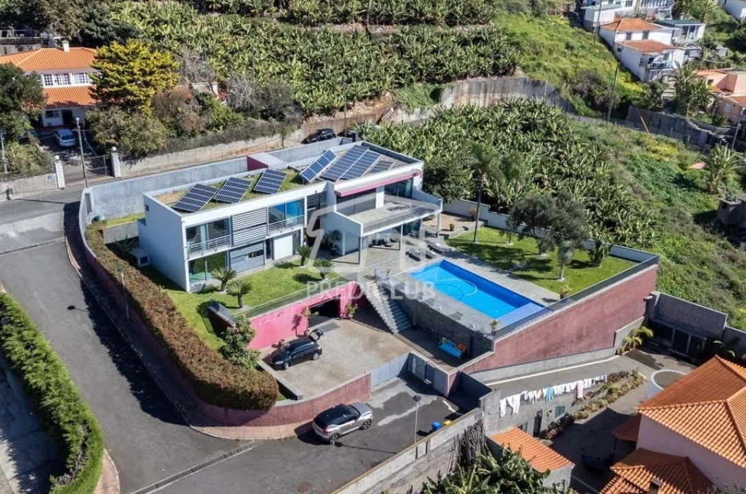 Moradia T4 para Venda em São Martinho Foto 17