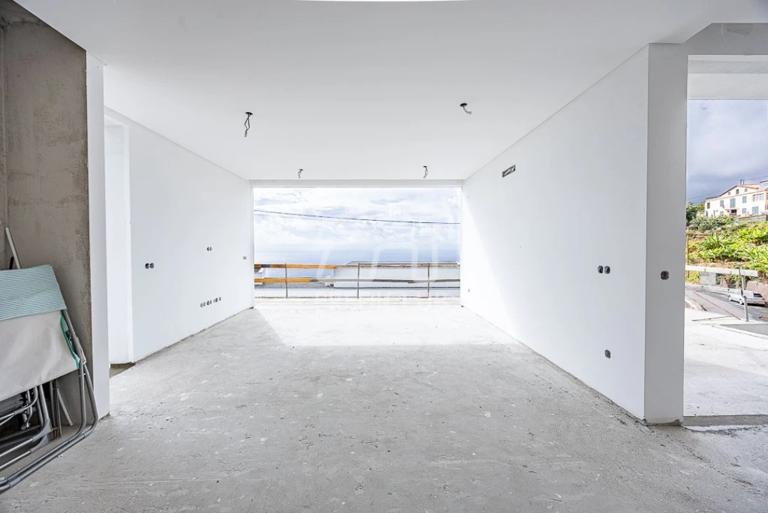 Moradia T3 para Venda em Ribeira Brava Foto 9