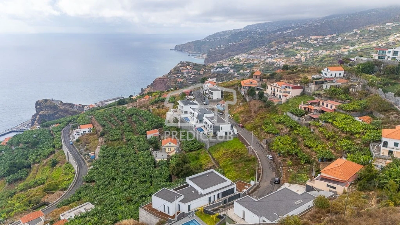 Moradia T3 para Venda em Ribeira Brava Foto 31