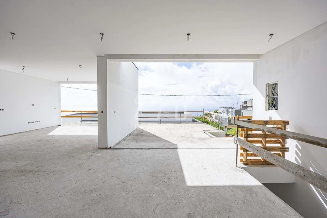 Moradia T3 para Venda em Ribeira Brava Foto 10