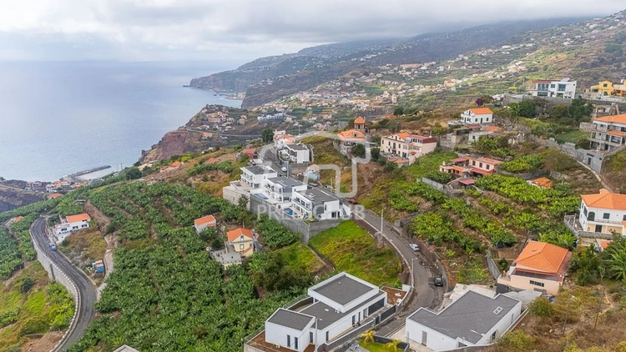 Moradia T3 para Venda em Ribeira Brava Foto 30