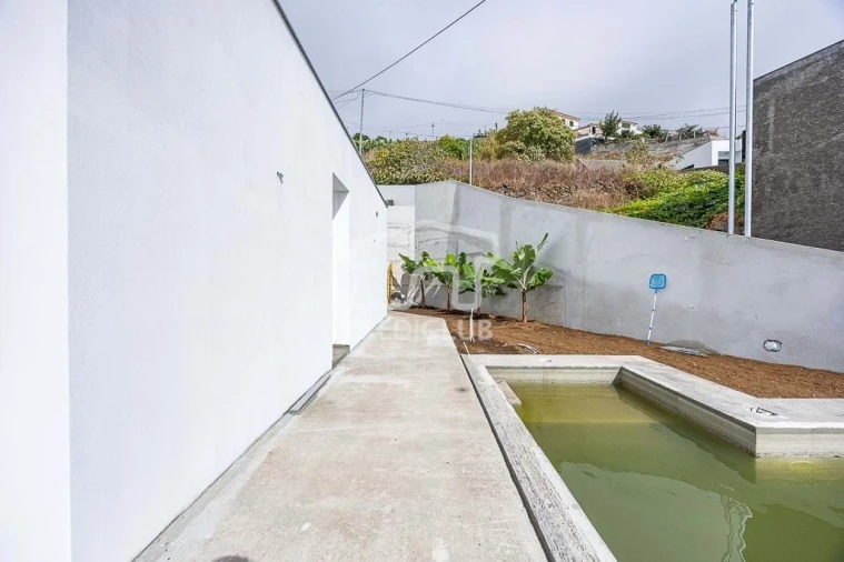 Moradia T3 para Venda em Ribeira Brava Foto 13