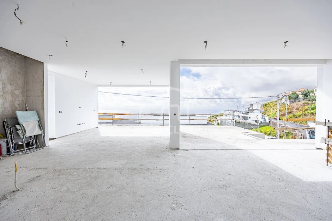 Moradia T3 para Venda em Ribeira Brava Foto 7