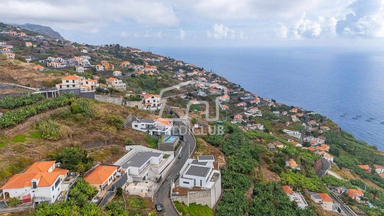 Moradia T3 para Venda em Ribeira Brava Foto 29