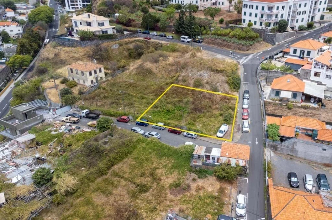 Terreno para Venda em Funchal (São Pedro) Foto 6
