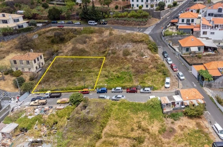 Terreno para Venda em Funchal (São Pedro) Foto 7