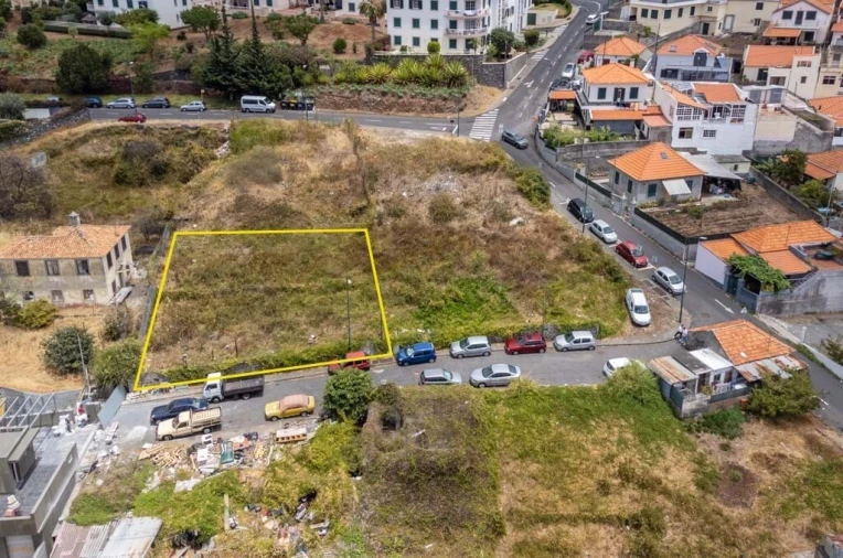 Terreno para Venda em Funchal (São Pedro) Foto 4