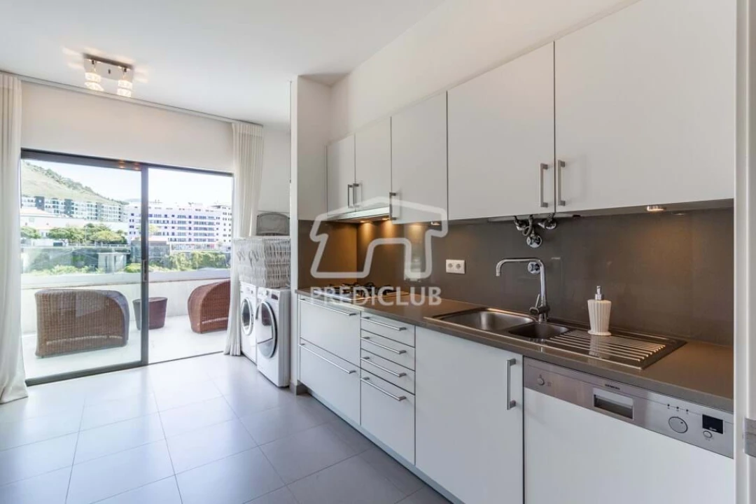 Apartamento T4 para Venda em São Martinho Foto 24