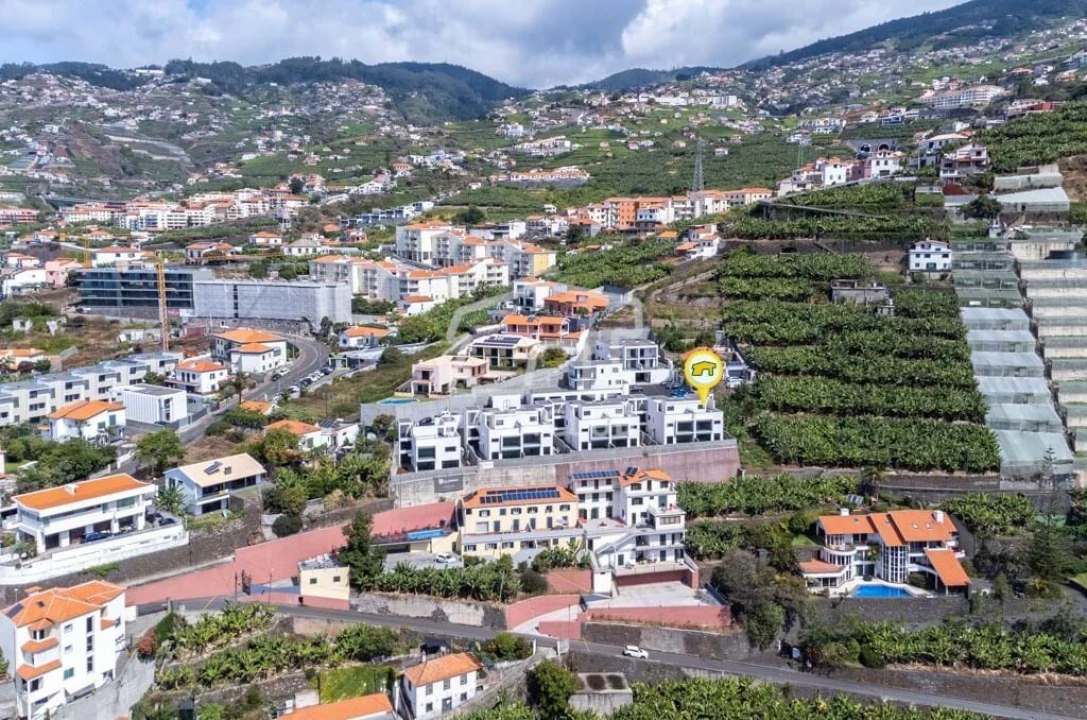 Moradia T3 para Venda em Camara de Lobos Foto 30